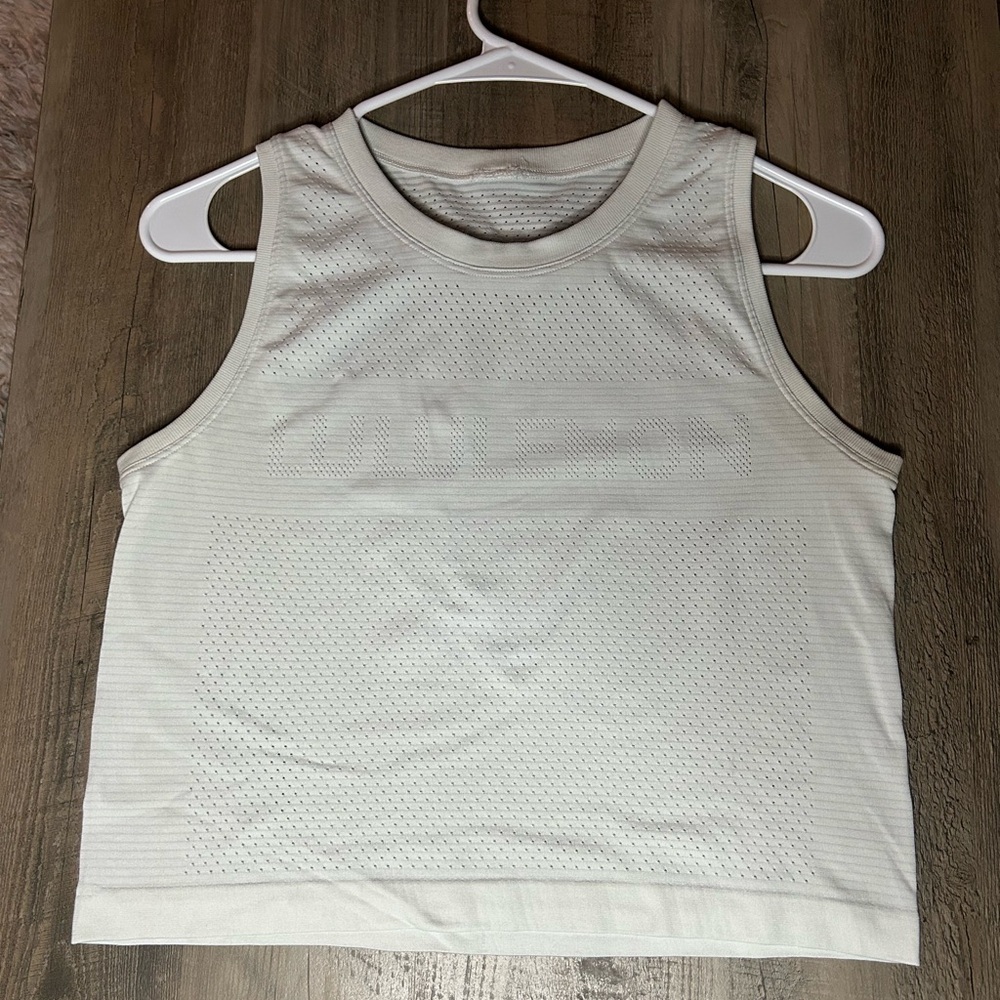Lululemon Light Mint Perforated Performance Tank *best fits a Sz 6* w/ word mark